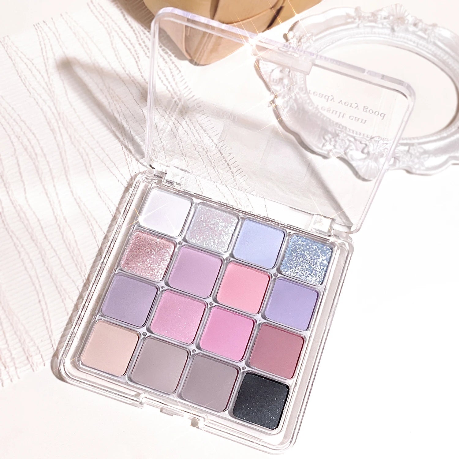 16-Color Sunset Magic Eyeshadow Palette – Pearl & Matte Shades