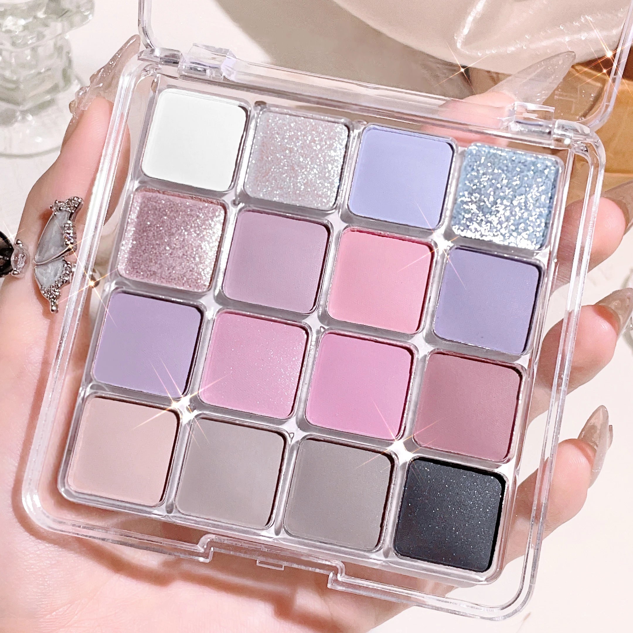 16-Color Sunset Magic Eyeshadow Palette – Pearl & Matte Shades