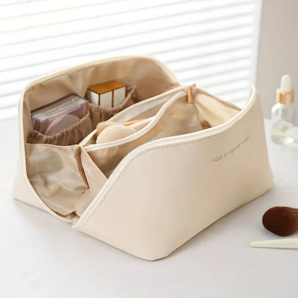 Luxury Makeup Organizer Bag – Travel-Friendly Cosmetic Storage